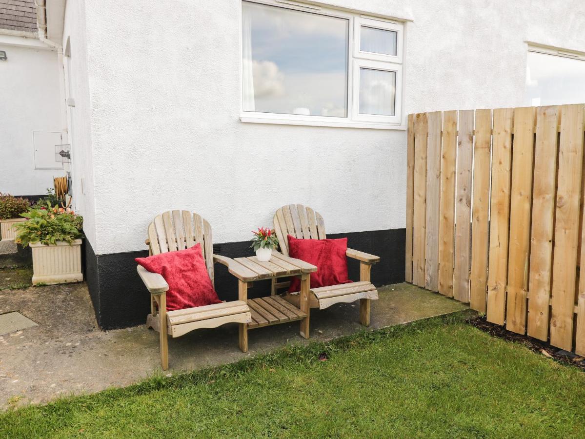 Llain Mai Apartment Llangefni Exterior photo